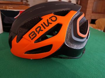 Used Briko Blaze Helmet bike — image 4 of 6