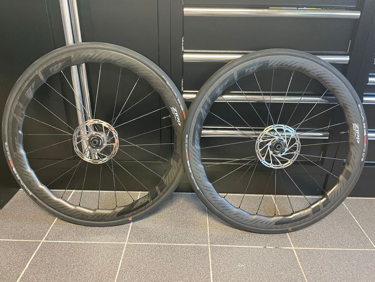 Used Zipp 353NSW Wheelset 2025 bike — image 9 of 9