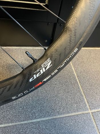 Used Zipp 353NSW Wheelset 2025 bike — image 3 of 9