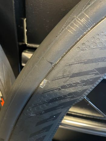 Used Zipp 353NSW Wheelset 2025 bike — image 4 of 9