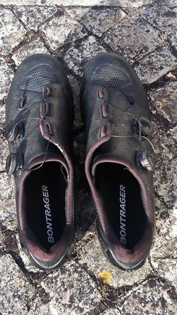 Used Bontrager XXX Road Cycling Shoes bike — image 2 of 3