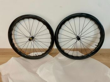 Used Artisanale Paire de roues carbone à disque compatibles tubeless 2026 bike