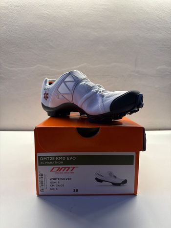 Used Dmt KM0 EVO XC Marathon Shoes 2025 bike — image 5 of 6