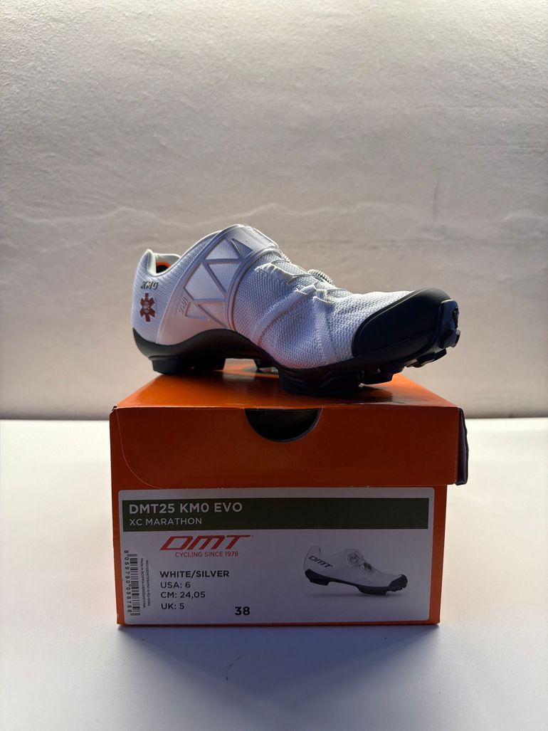 Used Dmt KM0 EVO XC Marathon Shoes 2025 bike — image 5 of 6