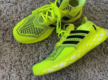 Used Adidas Ultra Boost Web DNA 2022 bike — image 3 of 3