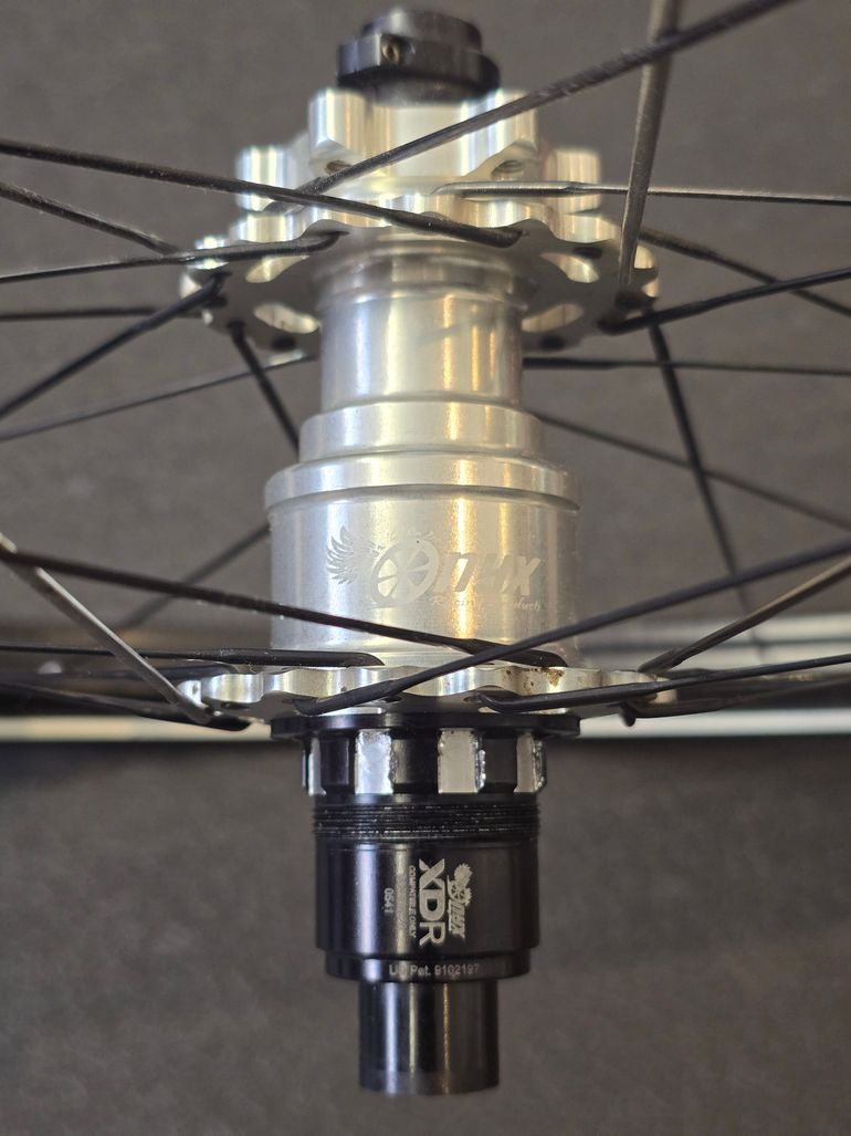 Used Zipp Vesper Hubs with 3 Zero Moto Carbon Rims 27.5 Boost XDR 6-bolt 2024 bike — image 7 of 9