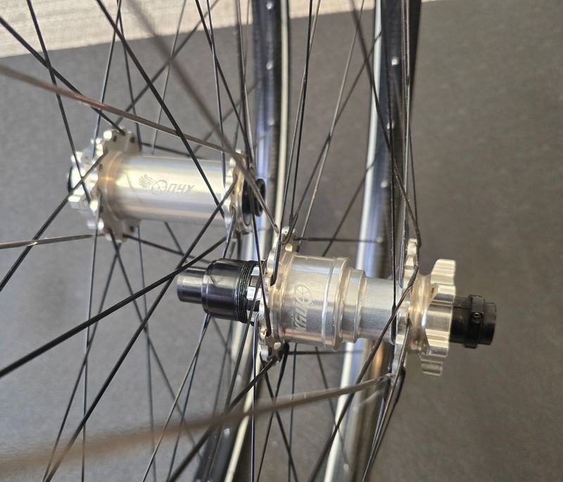 Used Zipp Vesper Hubs with 3 Zero Moto Carbon Rims 27.5 Boost XDR 6-bolt 2024 Wheels