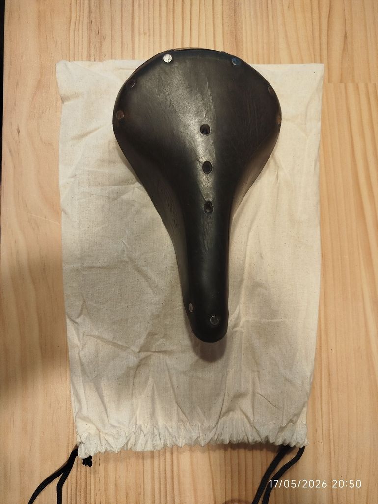 Used Brooks Cuir Noir Saddle bike — image 3 of 5