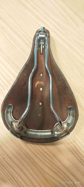 Used Brooks Cuir Noir Saddle bike — image 2 of 5