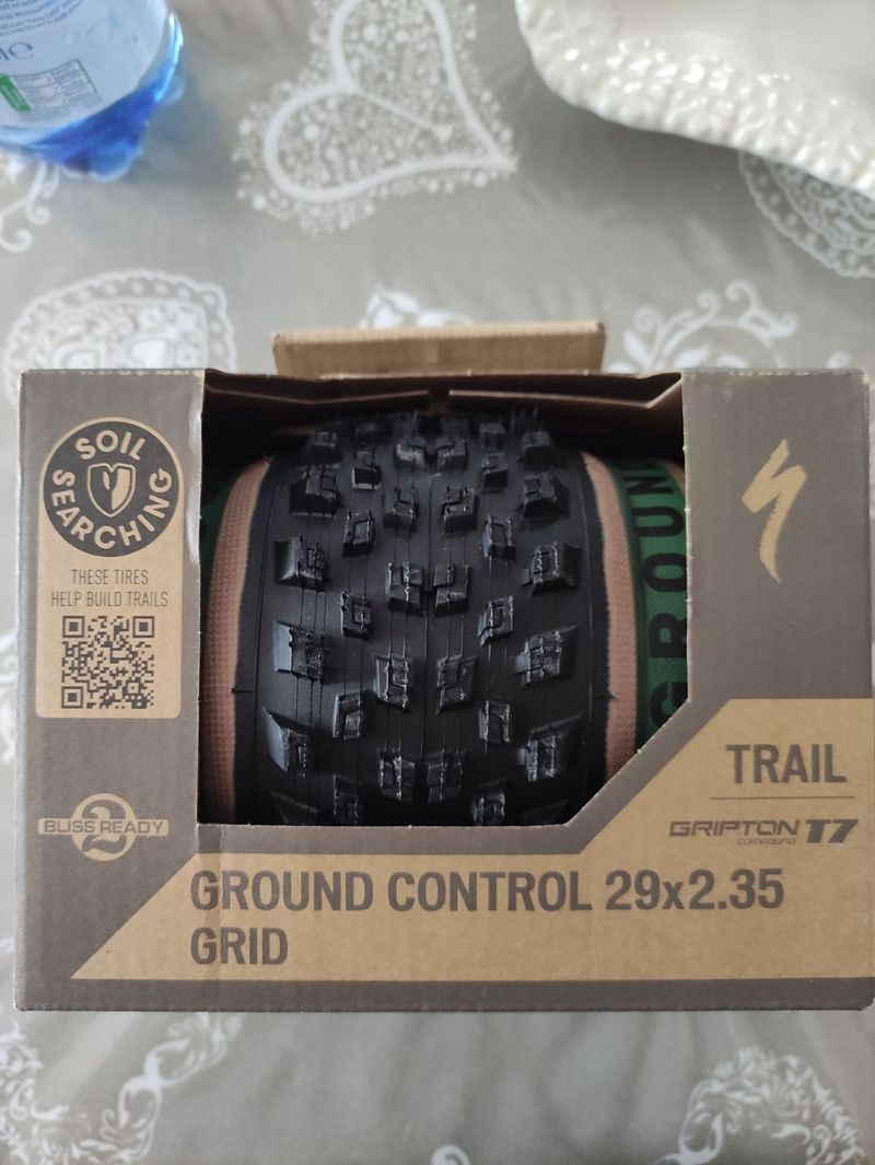 Specialized Ground Control Grid 2Bliss Ready T7 29x2.35 2026 Tyres & Tubes usato