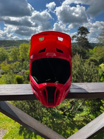 Used LEATT MTB Gravity 1.0 Full-Face Helmet bike — image 3 of 5