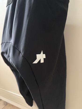 Used Assos Equipe RS11 bibshorts 2026 bike — image 2 of 4