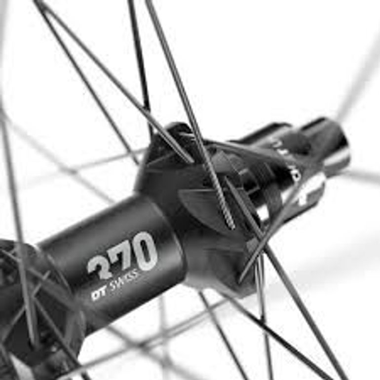 Used Dt Swiss E 1900 SPLINE 27.5" 30mm CL Front Wheel 2026 bike — image 3 of 3