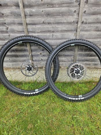 Used Crankbrothers Synthesis Enduro 7 Carbon Wheelset 2024 bike