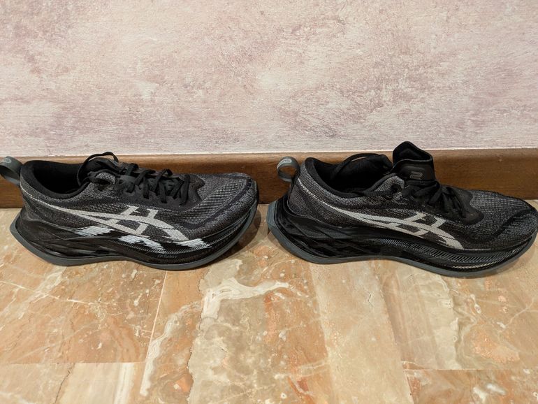 Used Asics Superblast 2 2026 bike — image 3 of 4