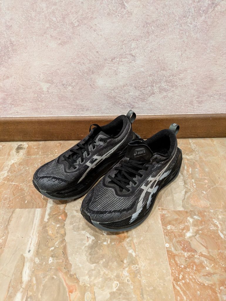 Used Asics Superblast 2 2026 bike — image 1 of 4
