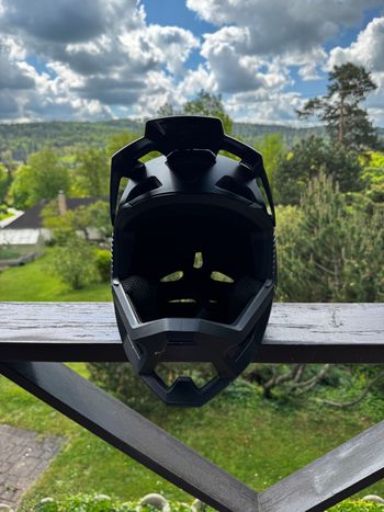 Used Alpina Roca Full-Face Helmet bike — image 3 of 4