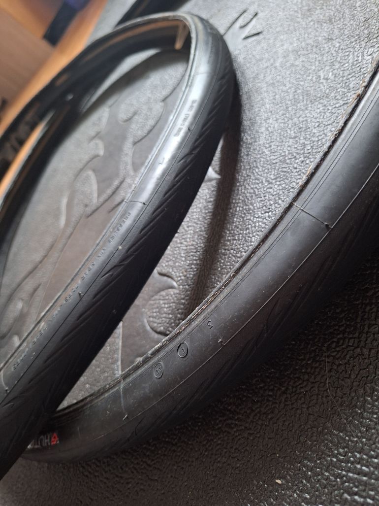 Used Hutchinson Fusion 5 Tires Pair 2025 bike — image 7 of 11