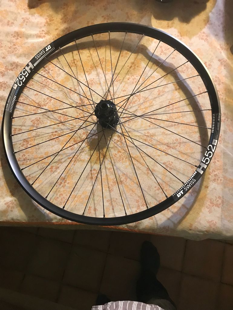 Used Autre Jantes DT Swiss H552 Moyeux Aivee MT2 bike — image 6 of 6