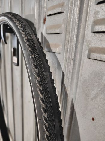 Used Specialized Pathfinder Sport Reflect 2026 bike — image 4 of 4