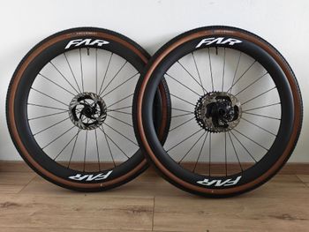 FAR, Roues carbone vélo - Montage artisanal #7