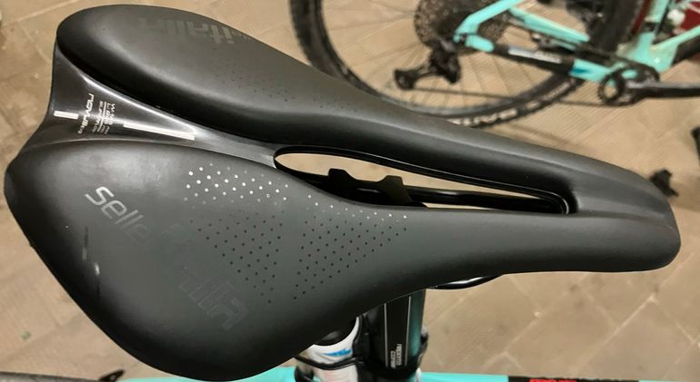 Used Selle Italia Boost Evo Gravel TM Superflow bike — image 2 of 3