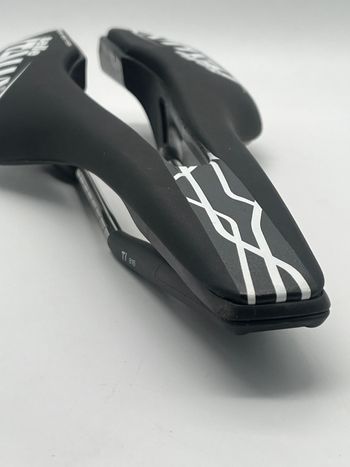 Used Selle Italia SLR Boost Superflow Team Edition TI 316 Titan bike — image 2 of 10