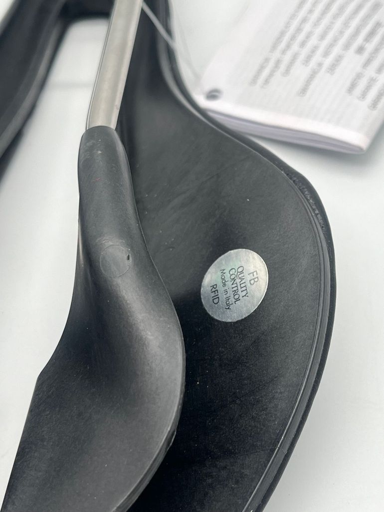 Used Selle Italia SP-01 TM Superflow Saddle Ti 316 Rails L3 bike — image 9 of 13