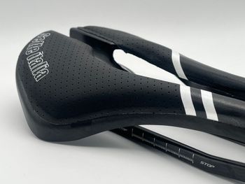 Used Selle Italia SP-01 Tekno Superflow Rennrad Sattel L3 bike — image 15 of 18