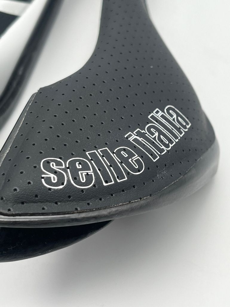 Used Selle Italia SP-01 Tekno Superflow Rennrad Sattel L3 bike — image 3 of 18