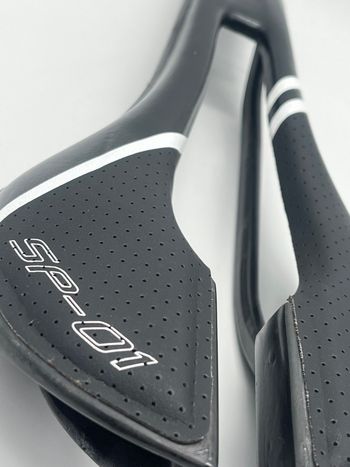 Used Selle Italia SP-01 Tekno Superflow Rennrad Sattel L3 bike — image 4 of 18