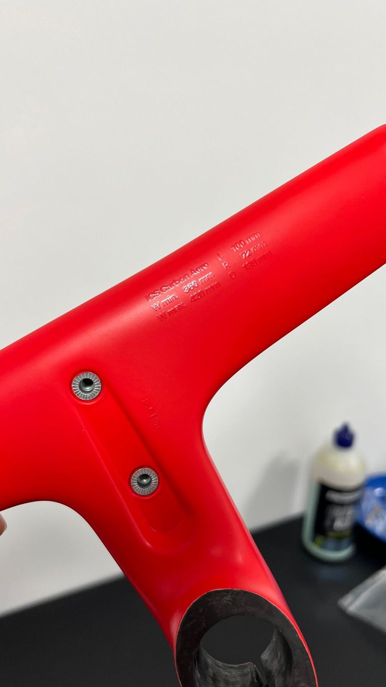 Used Bmc cockpit ICS Carbon Aero 360/420 2025 bike — image 2 of 6