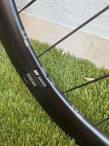 Used Dt Swiss ARC 1100 DICUT 50mm 2024 bike — image 6 of 8