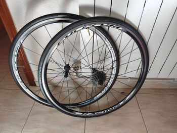 Used Fulcrum Llantas de bici de carretera bike — image 2 of 5