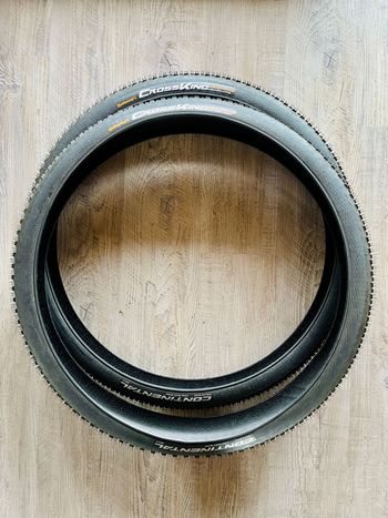 Used Continental Cross King Shieldwall 29x2.2 2025 bike — image 2 of 5