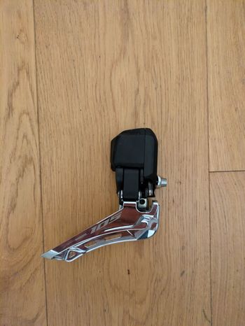 Used Shimano 105 Di2 RD-R7150 + FD-R7150 2025 bike — image 2 of 6
