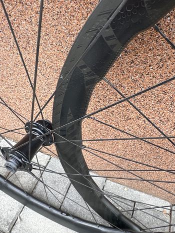 Used Zipp 353 NSW Tubeless Disc-brake Wheelset bike — image 5 of 7