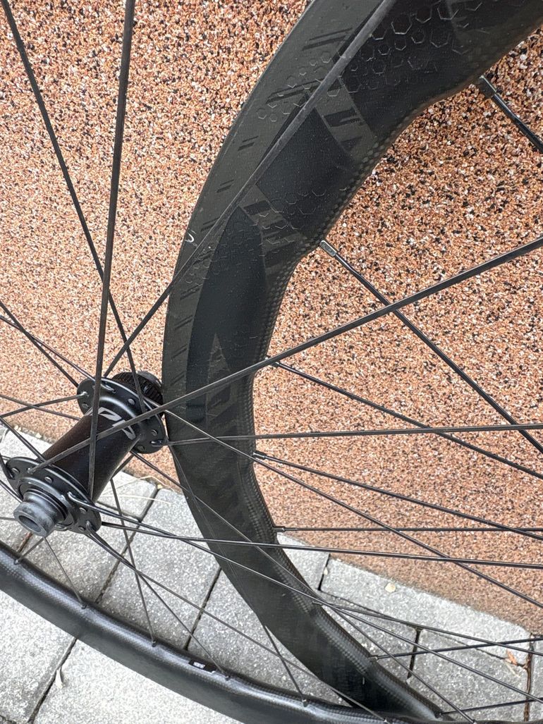 Used Zipp 353 NSW Tubeless Disc-brake Wheelset bike — image 5 of 7