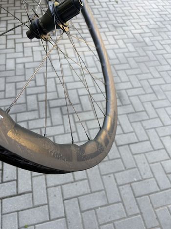 Used Zipp 353 NSW Tubeless Disc-brake Wheelset bike — image 24 of 31