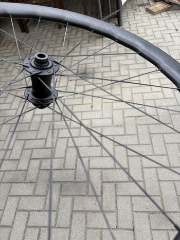 Used Zipp 353 NSW Tubeless Disc-brake Wheelset bike — image 12 of 31