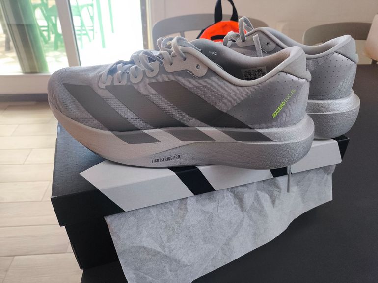 Used Adidas Adizero EVO SL 2026 bike — image 1 of 3