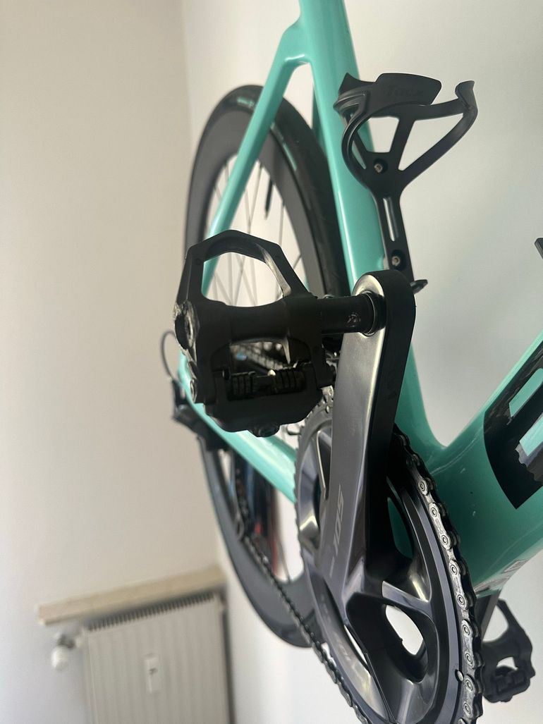 Used Favero Assioma uno power meter 2024 bike — image 3 of 3
