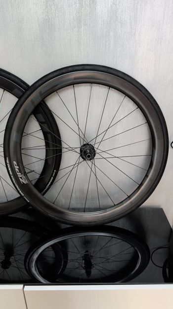 Used Zipp 303 S Carbon Tubeless Wheel 2025 bike — image 5 of 5