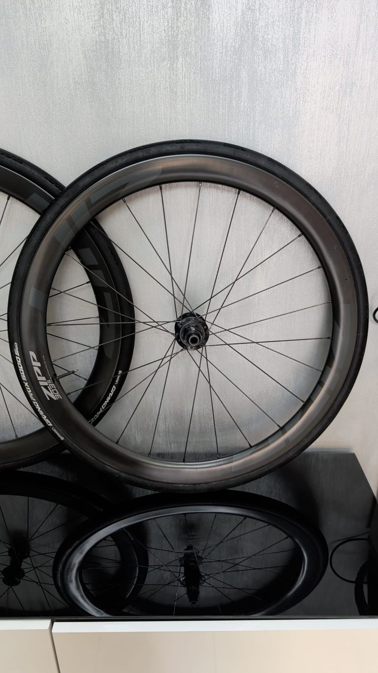 Used Zipp 303 S Carbon Tubeless Wheel 2025 bike — image 5 of 5