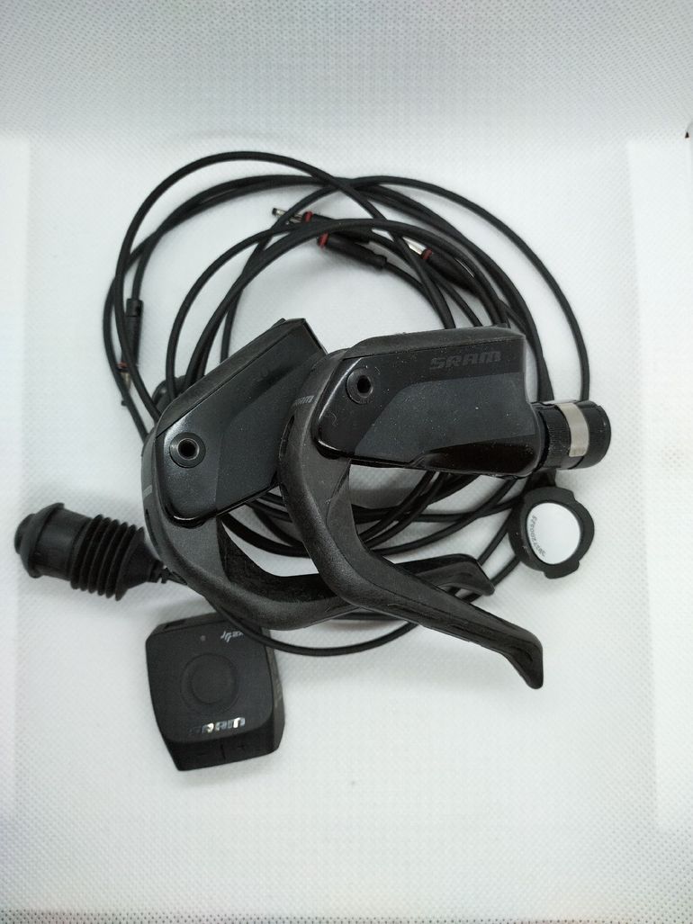 Used Sram Red eTap AXS set bike — image 1 of 7