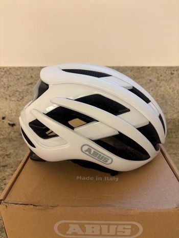Used ABUS AirBreaker 2.0 MIPS Helmet 2026 bike