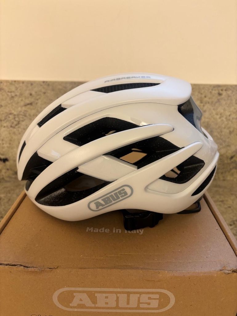 Used ABUS AirBreaker 2.0 MIPS Helmet 2026 bike — image 2 of 8