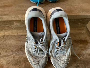 Used Hoka rincon 4 2025 bike — image 4 of 5