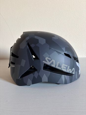 Used salewa Vega 2025 bike — image 3 of 5