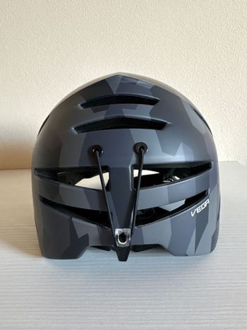 Used salewa Vega 2025 bike — image 2 of 5